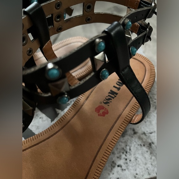 Hot Kiss Black Beaded and Studded Flat Sandals New with Box - Picture 15 of 16